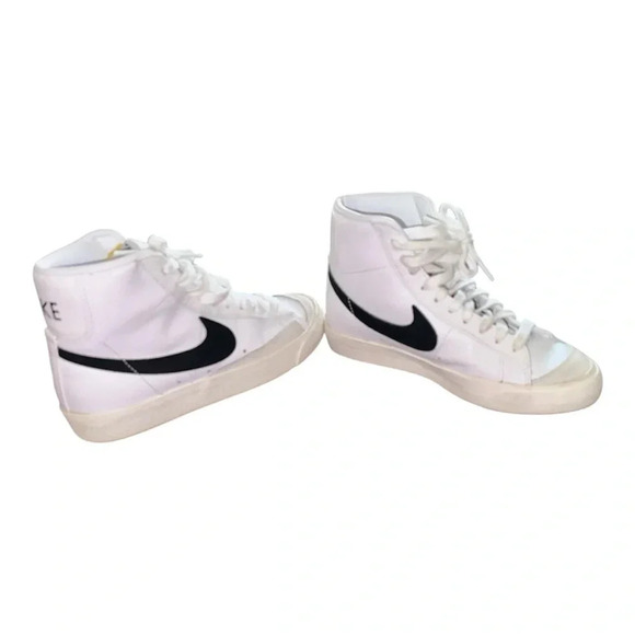 Nike Blazer Mid '77 size 5.5 - Picture 2 of 9